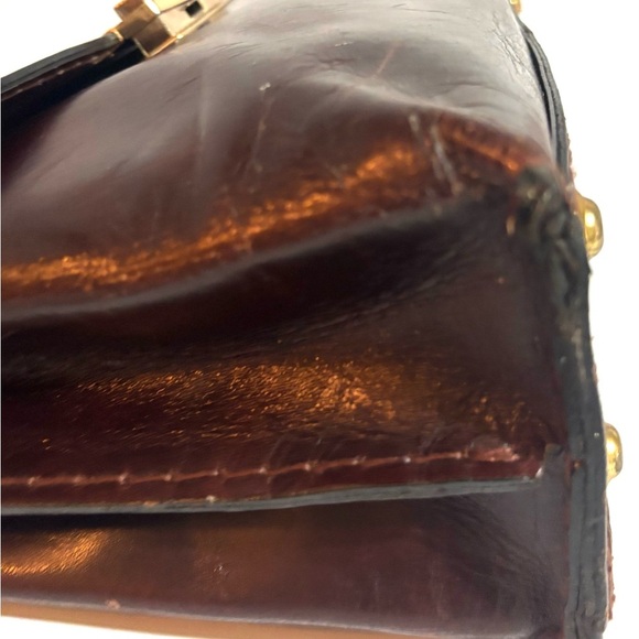 Vintage Elegant Brown distressed Leather Handbag - Picture 7 of 11